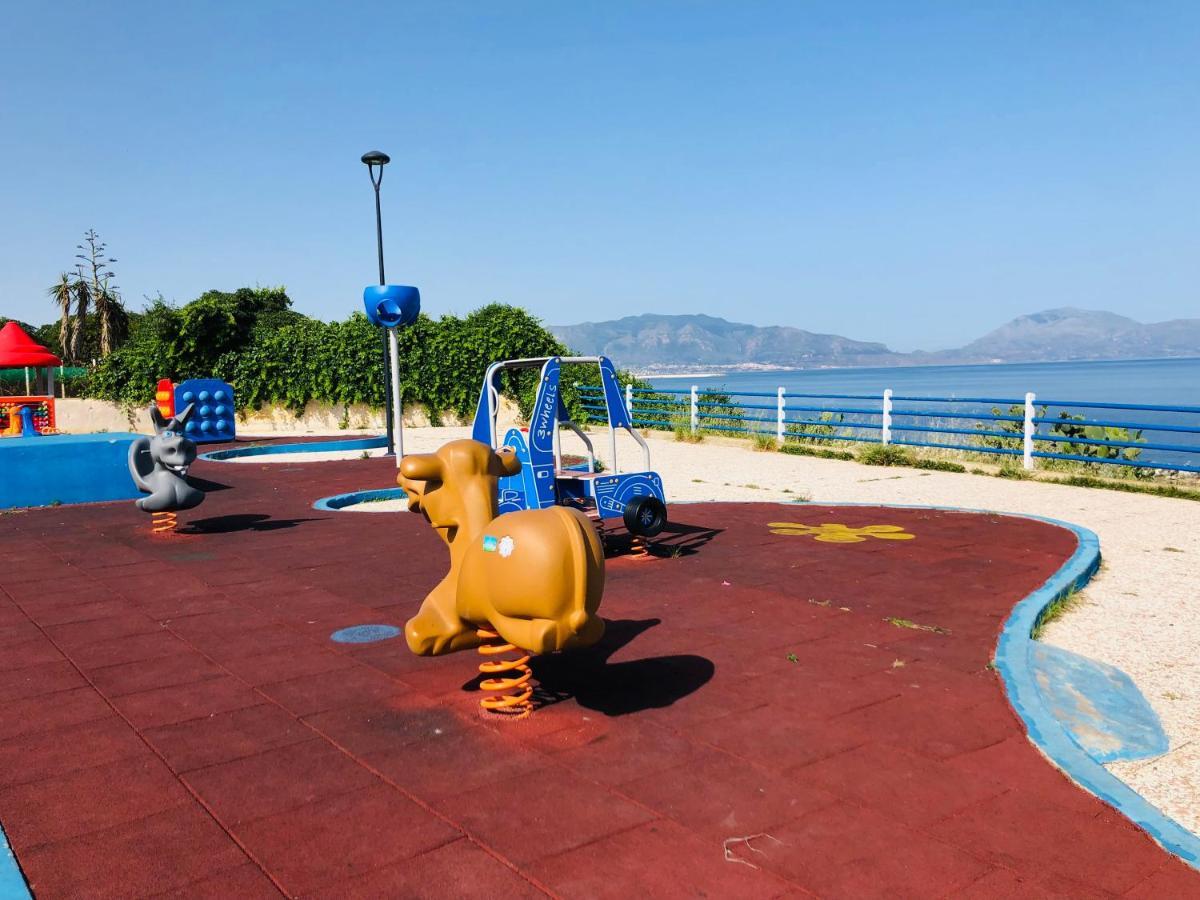 Casa Vacanza Accetta ตรัปเปโต ภายนอก รูปภาพ