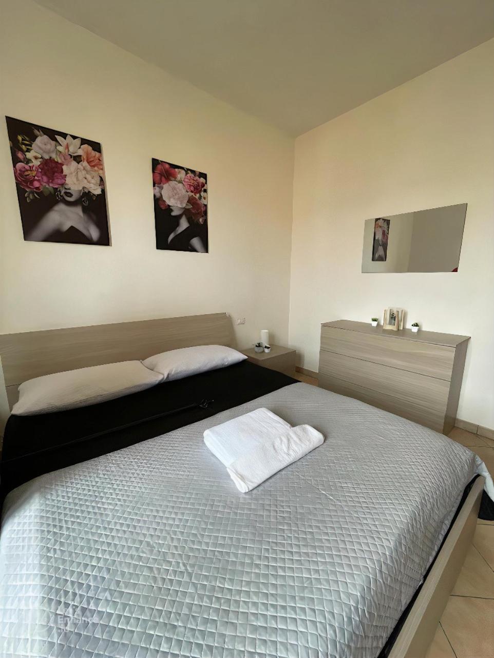 Casa Vacanza Accetta ตรัปเปโต ภายนอก รูปภาพ